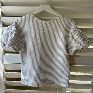 Zara top with puffy sleeves